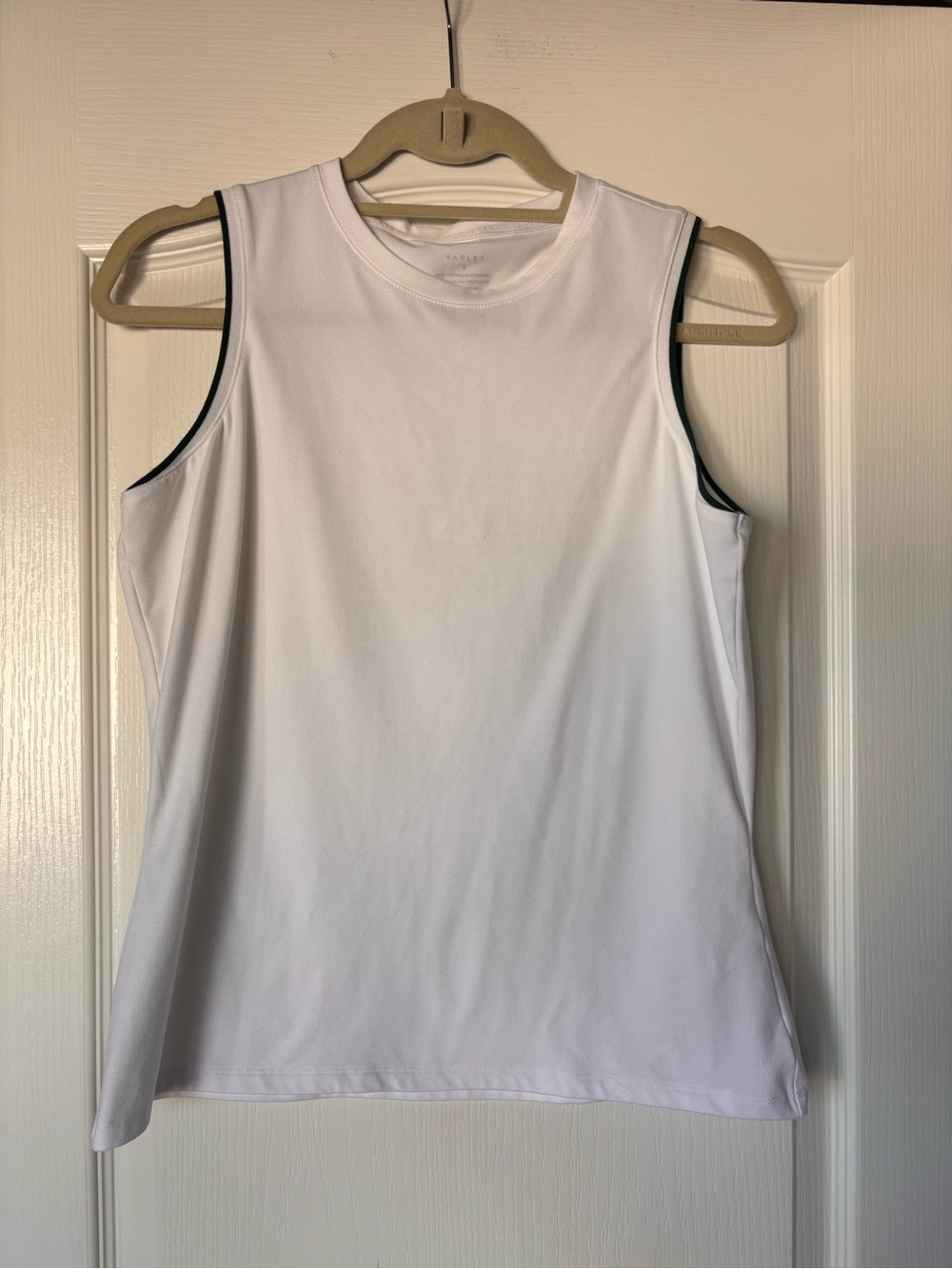 Varley Afton Performance Tank Top women’s size small white, green trim